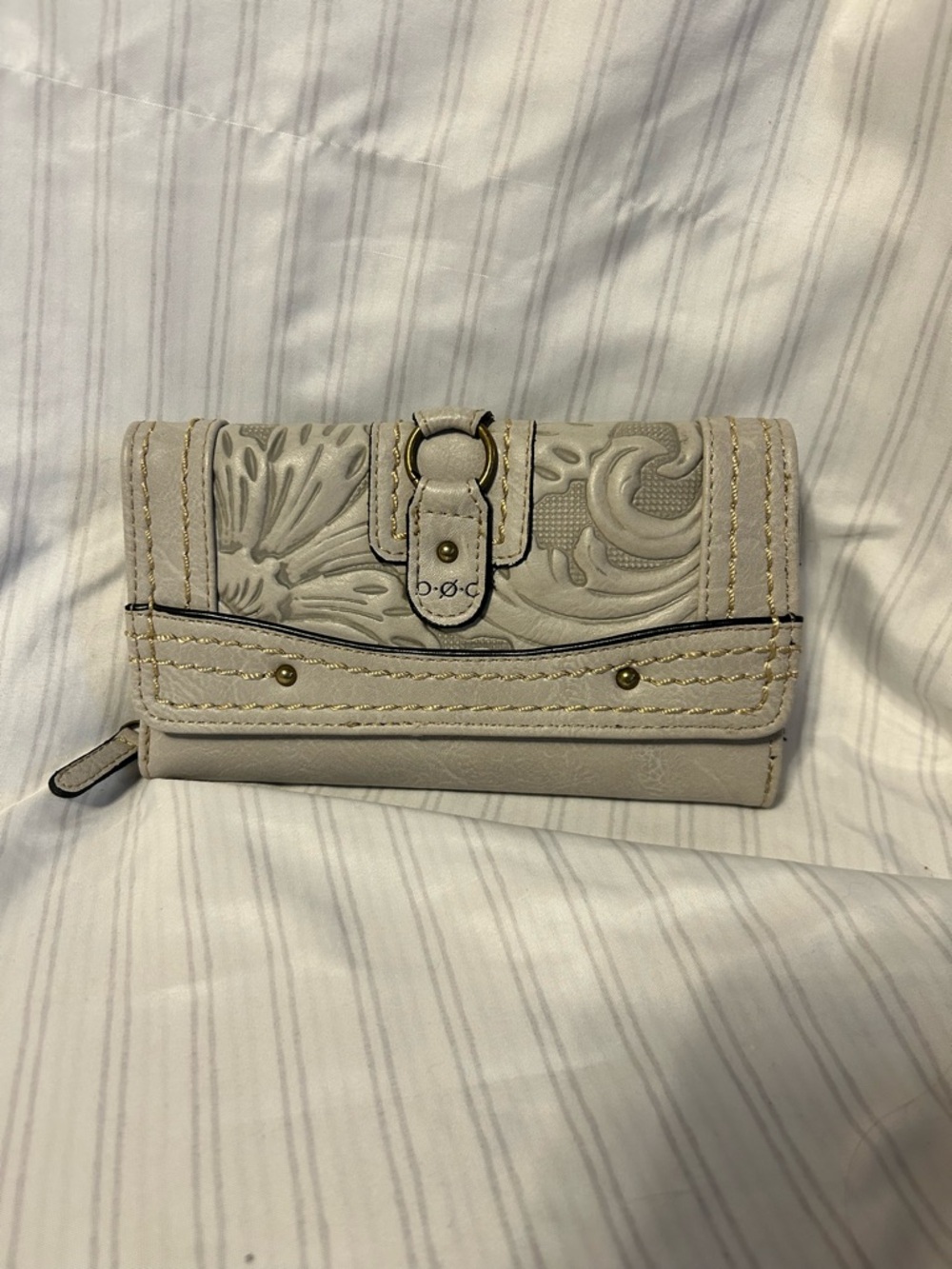 b.o.c. Embossed Floral Wallet - Light Gray